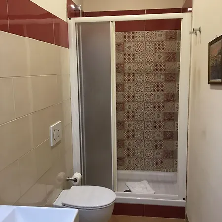 Ruote For Three Apartman